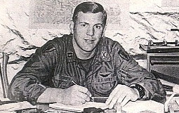 CPT Thomas J. Shaver, 220th Aviation Company, 1971