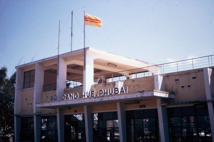 Dennis Currie photo: Phu Bai airport terminal, 1966