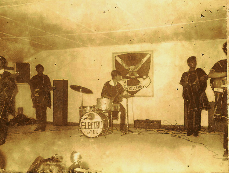EM Club, Phu Bai, South Vietnam, 1969, photo Jim Turnbow