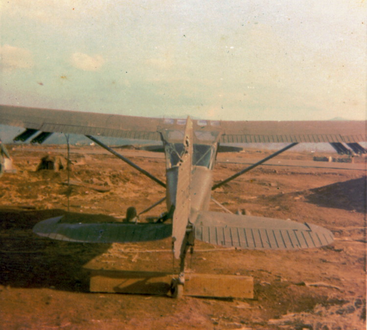 Catkiller Birddog damaged by 23 mm at Khe Sanh, 1971, photo by Tom Murray, Sundowner Mike