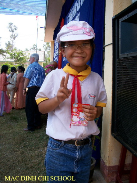 students, Mac Din Chi school